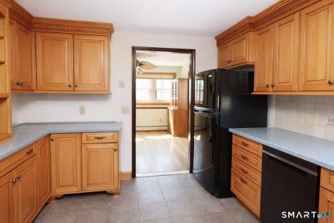 52 Great Ring Road Newtown CT 06482