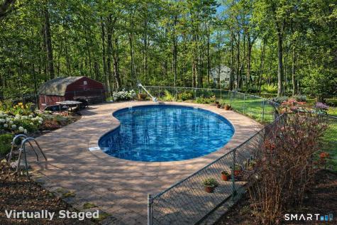52 Great Ring Road Newtown CT 06482