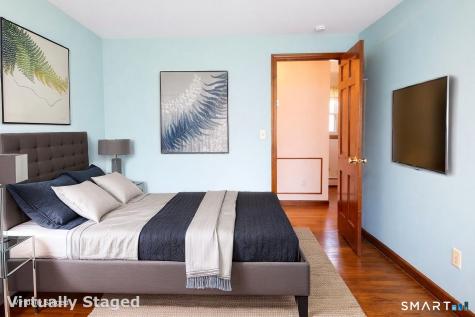 52 Great Ring Road Newtown CT 06482