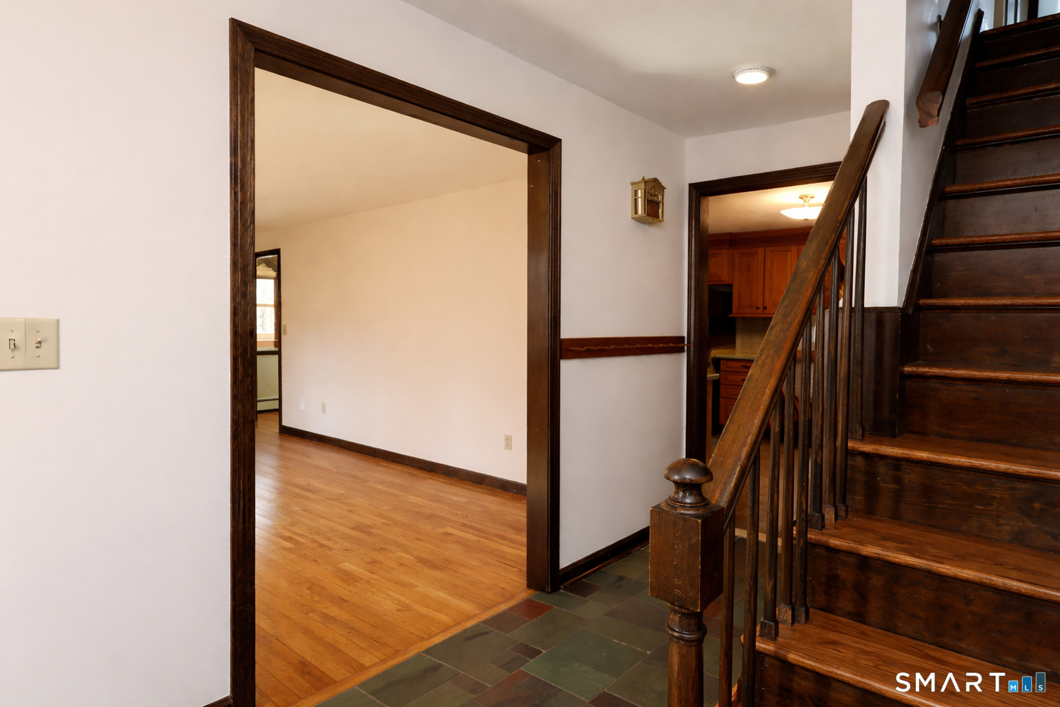 52 Great Ring Road Newtown CT 06482