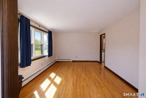 52 Great Ring Road Newtown CT 06482