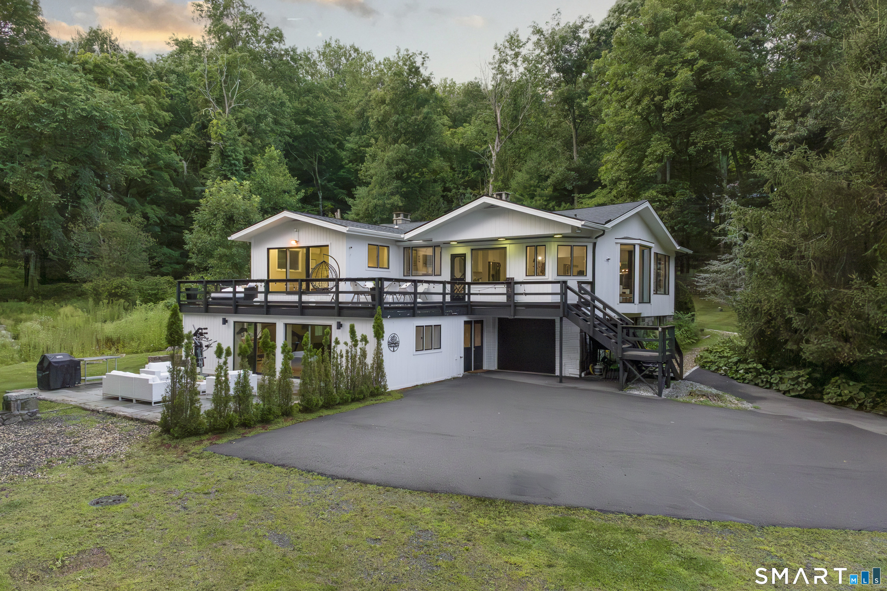 297 Oscaleta Road Ridgefield CT 06877