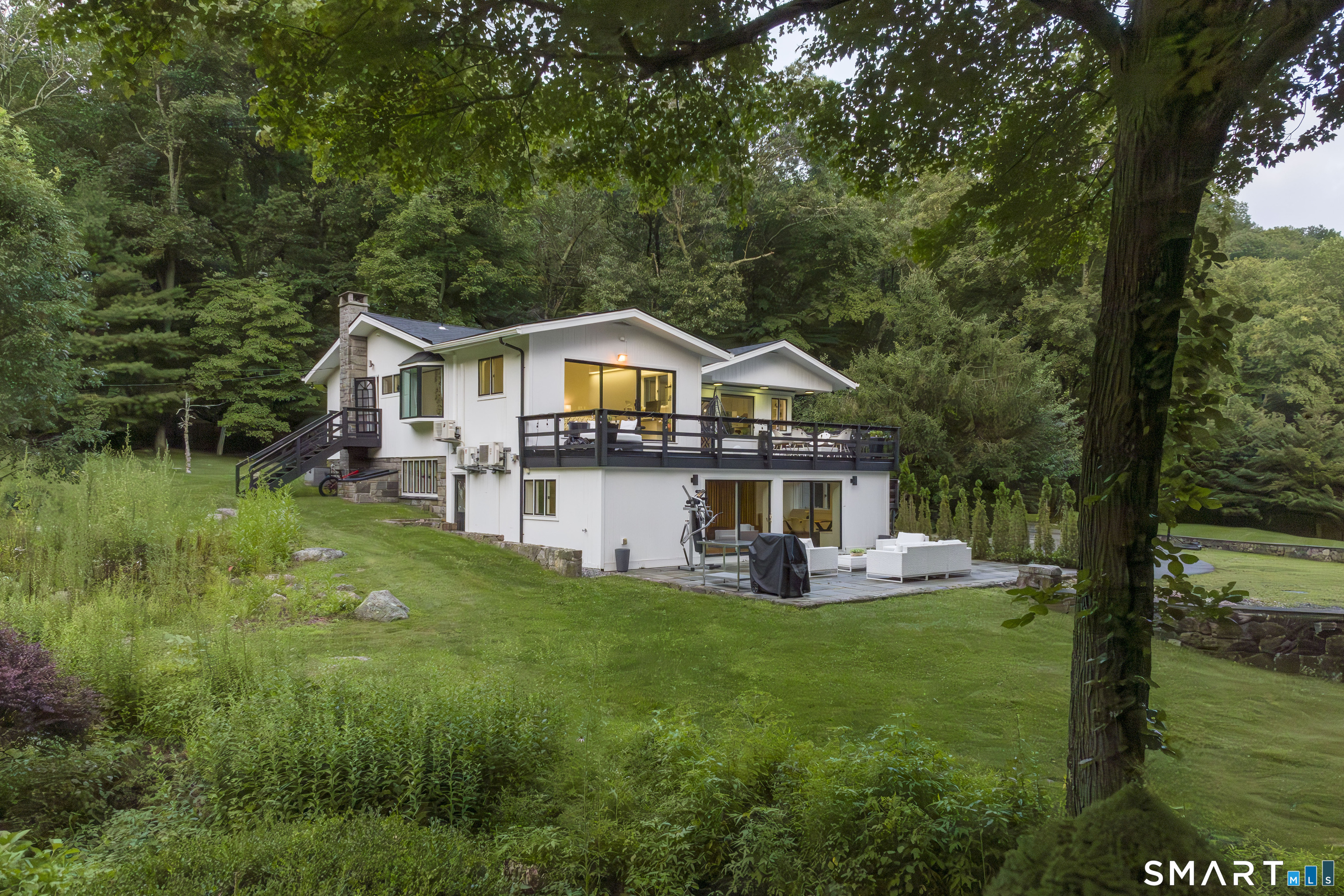 297 Oscaleta Road Ridgefield CT 06877