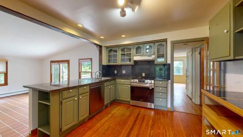 895 Hartford Turnpike Hamden CT 06517