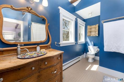 73 Lake Road Portland CT 06480