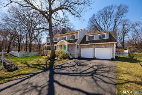 73 Lake Road Portland CT 06480
