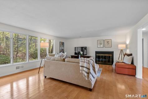 11 Ranger Lane West Hartford CT 06117