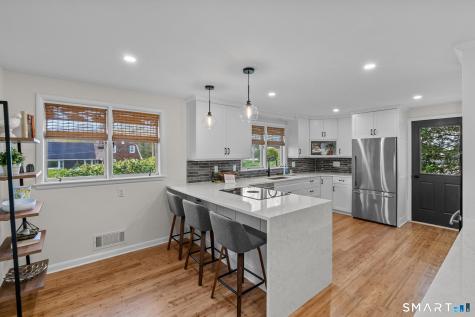 11 Ranger Lane West Hartford CT 06117