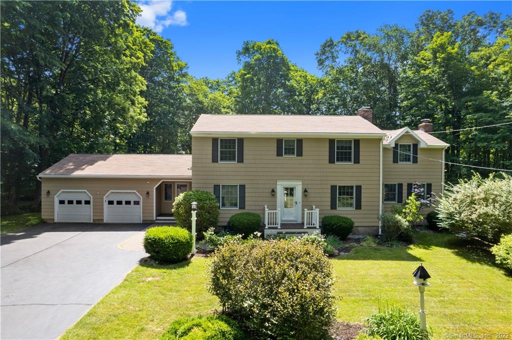 86 Downs Road Bethany CT 06524