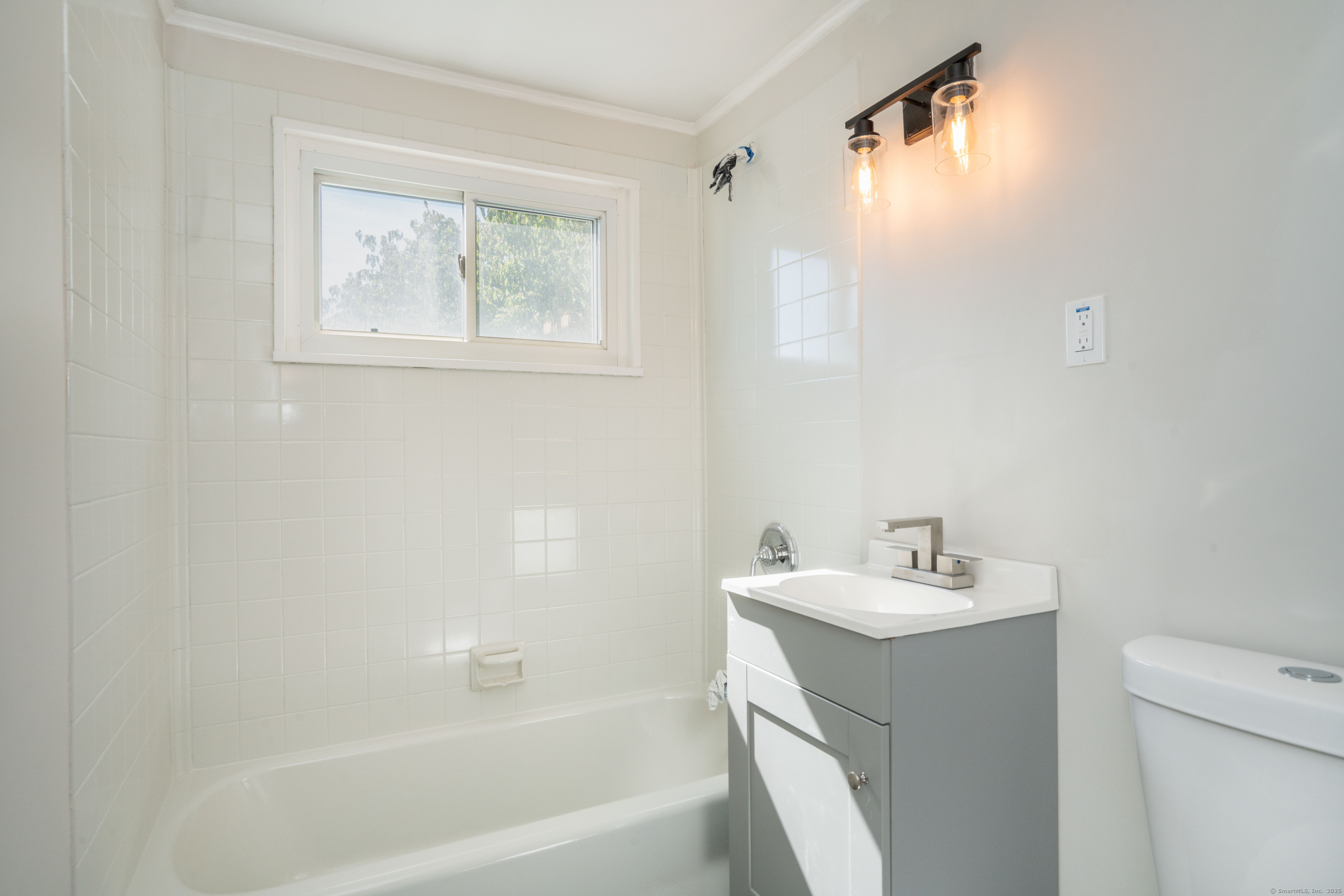 25 Fowler Drive West Hartford CT 06110