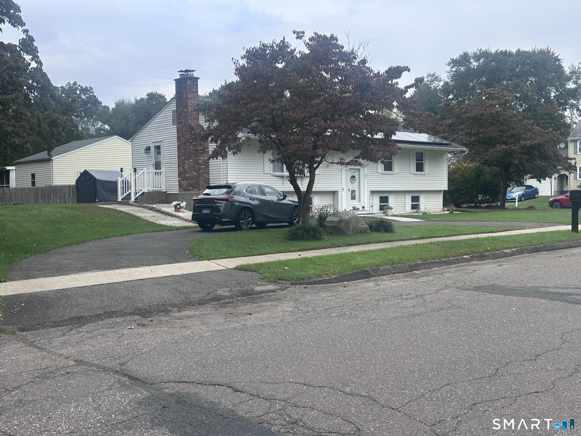 17 Pioneer Drive Enfield CT 06082