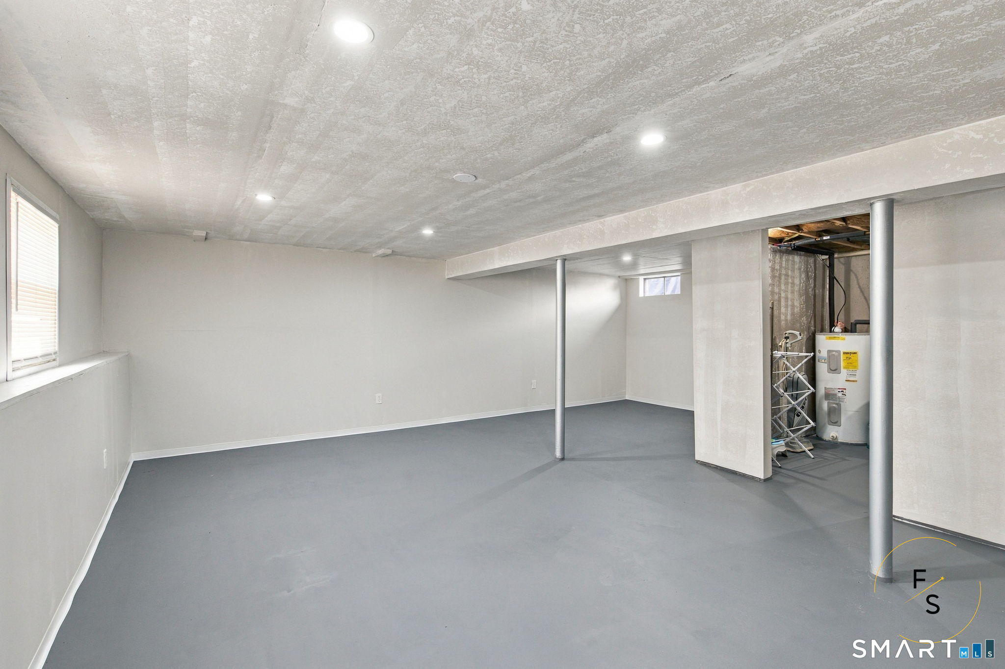 17 Pioneer Drive Enfield CT 06082