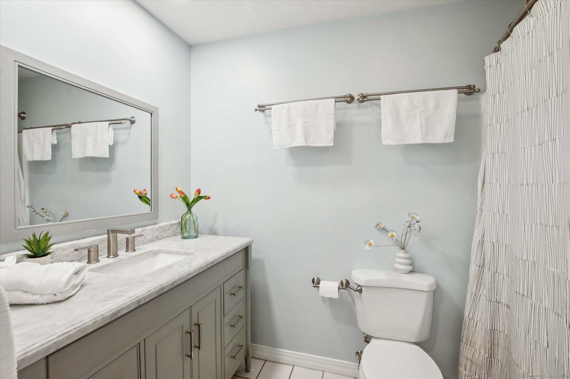 25 Tall Wood Hollow Avon CT 06001