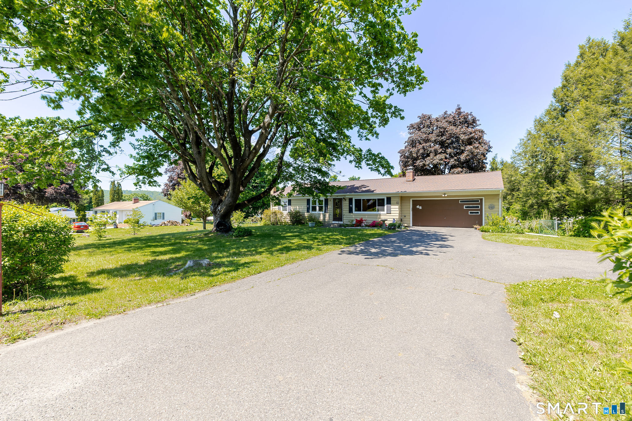 42 Silvermine Road Brookfield CT 06804