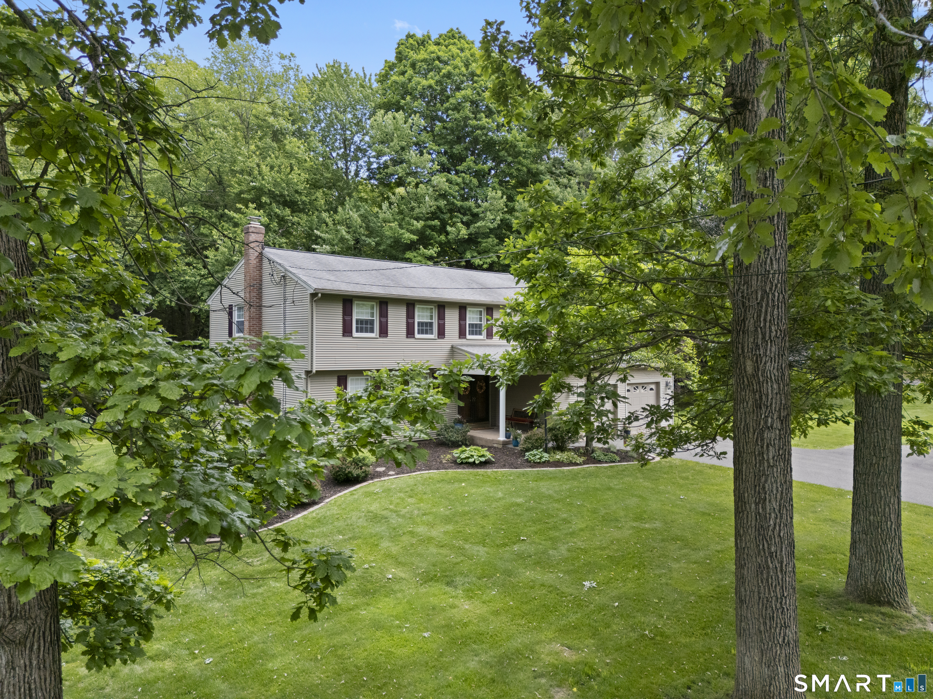 14 Amy Lane Simsbury CT 06070