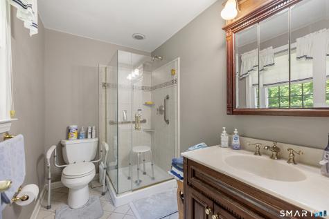 14 Amy Lane Simsbury CT 06070