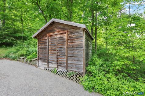 79 Mulberry Road Mansfield CT 06250