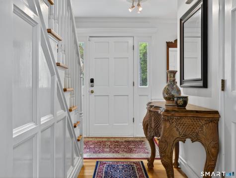2 Larchwood Lane East Lyme CT 06333