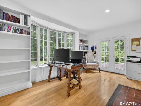 2 Larchwood Lane East Lyme CT 06333