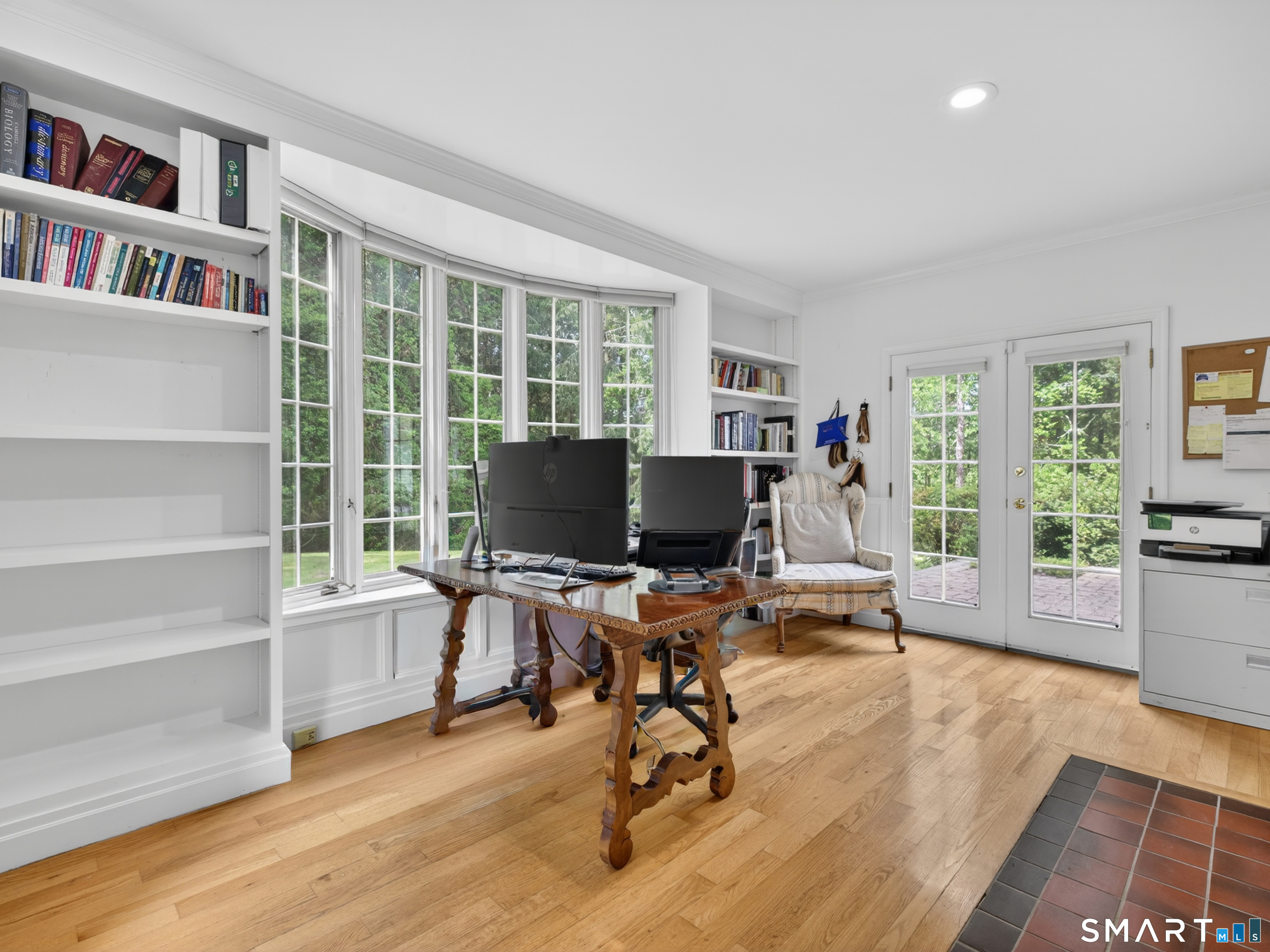 2 Larchwood Lane East Lyme CT 06333