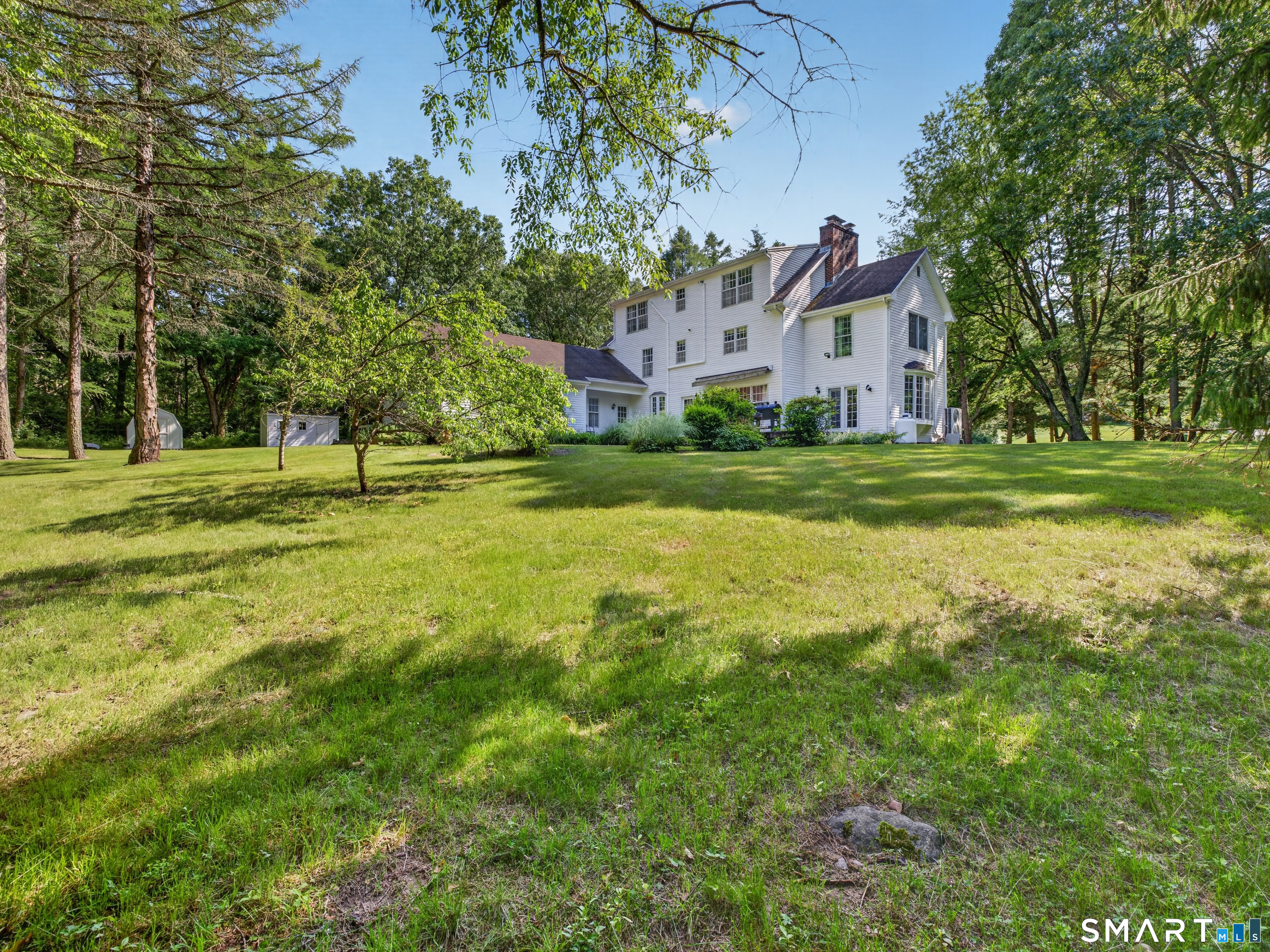 2 Larchwood Lane East Lyme CT 06333