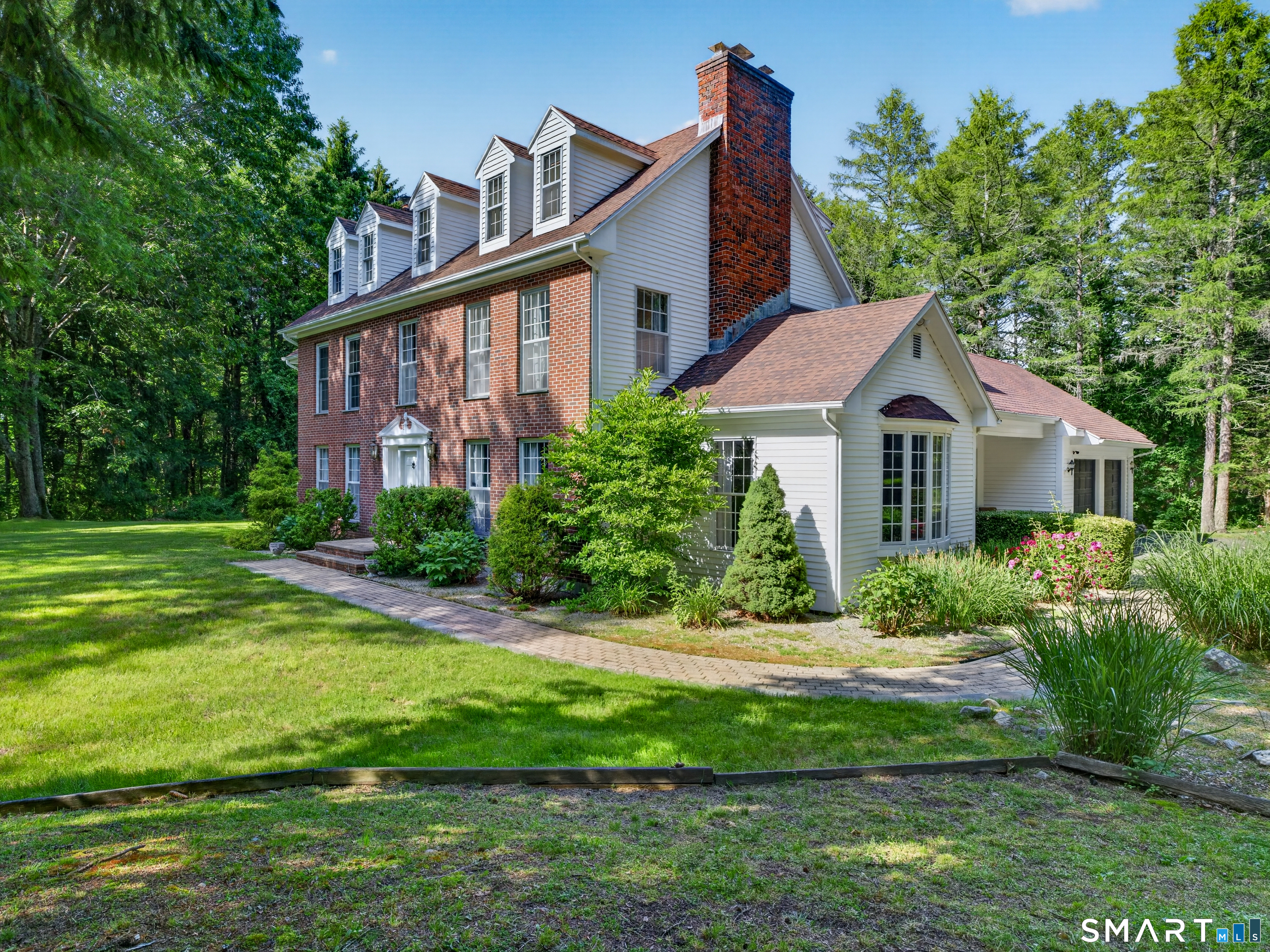 2 Larchwood Lane East Lyme CT 06333