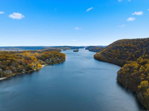 23 Echo Drive New Milford CT 06776