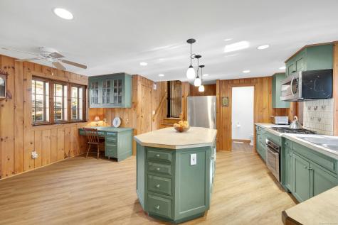 23 Echo Drive New Milford CT 06776