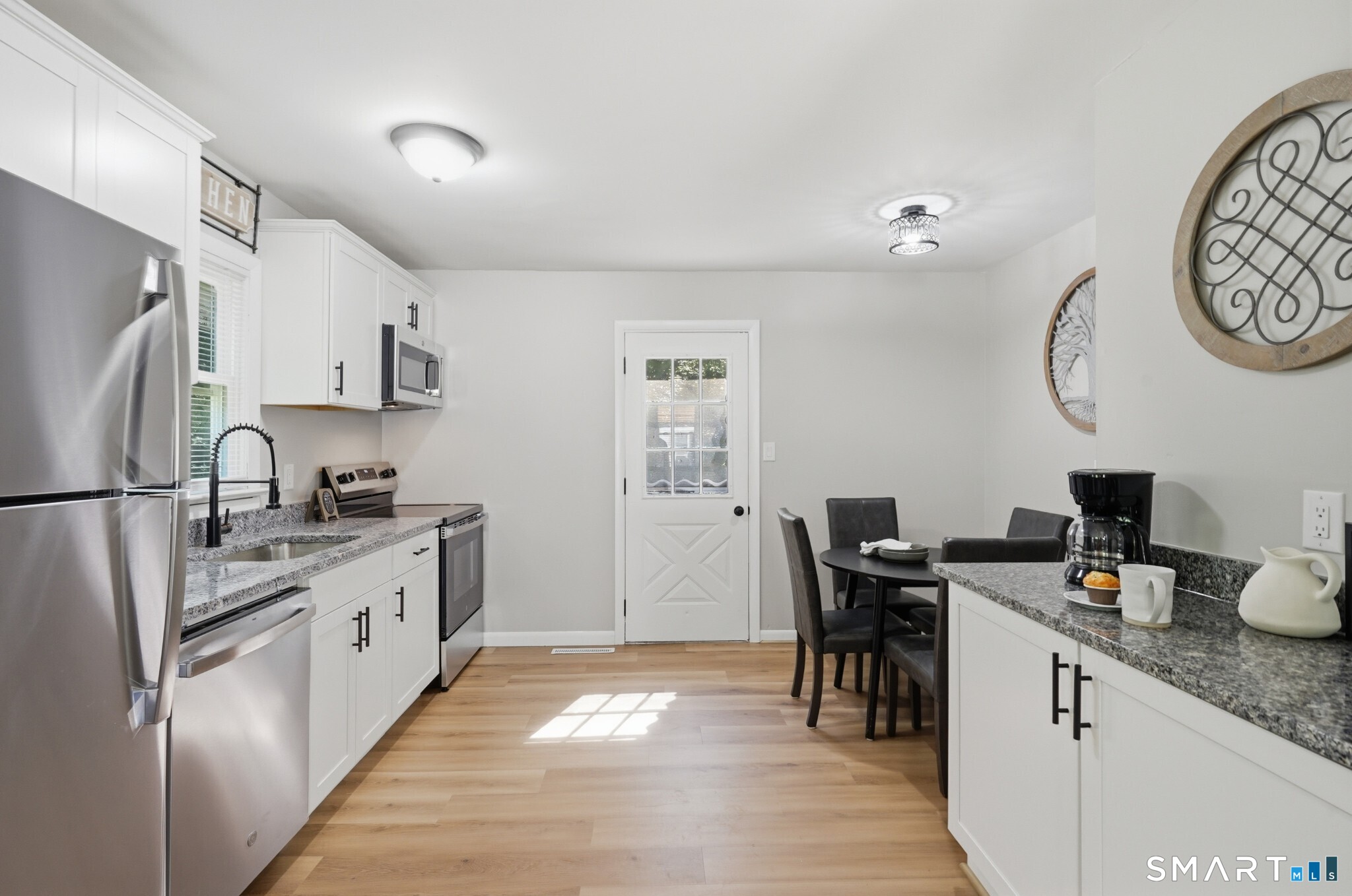 16 Tunnel Hill Court Lisbon CT 06351