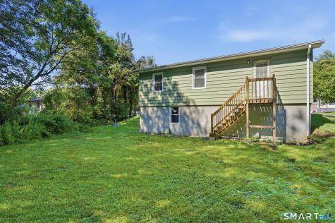 16 Tunnel Hill Court Lisbon CT 06351