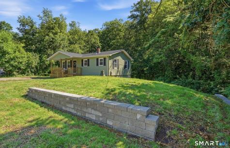 16 Tunnel Hill Court Lisbon CT 06351