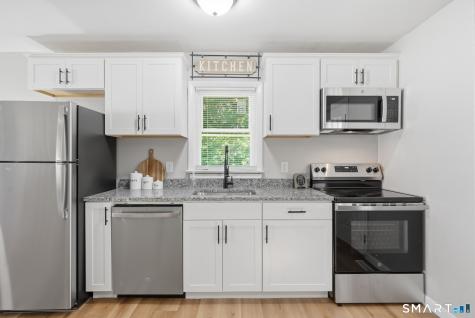16 Tunnel Hill Court Lisbon CT 06351