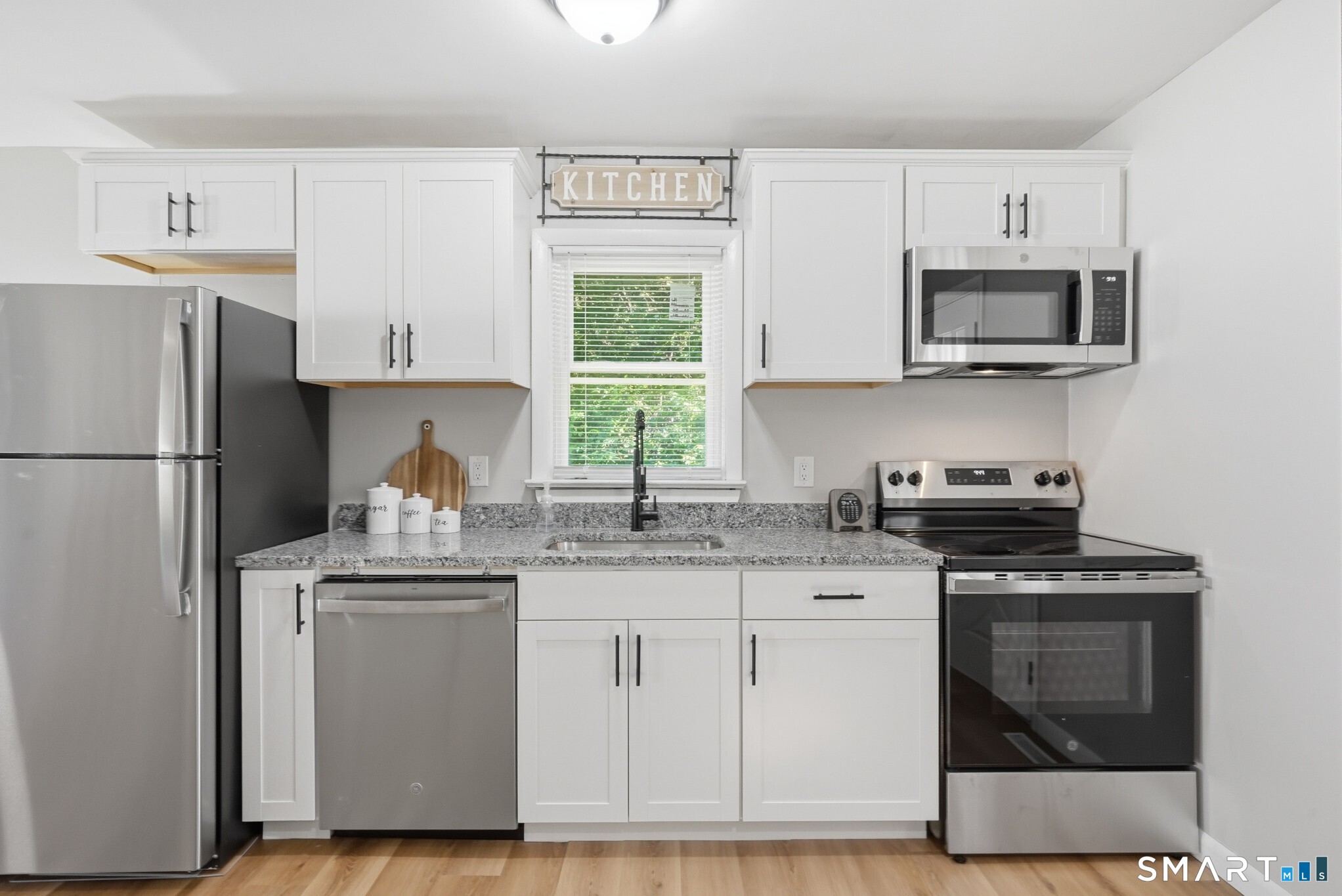 16 Tunnel Hill Court Lisbon CT 06351