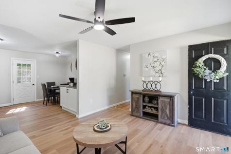 16 Tunnel Hill Court Lisbon CT 06351