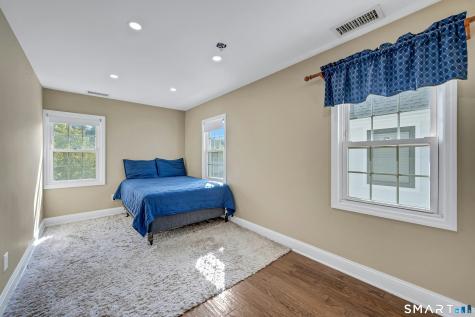 17 Thornhill Road Greenwich CT 06878