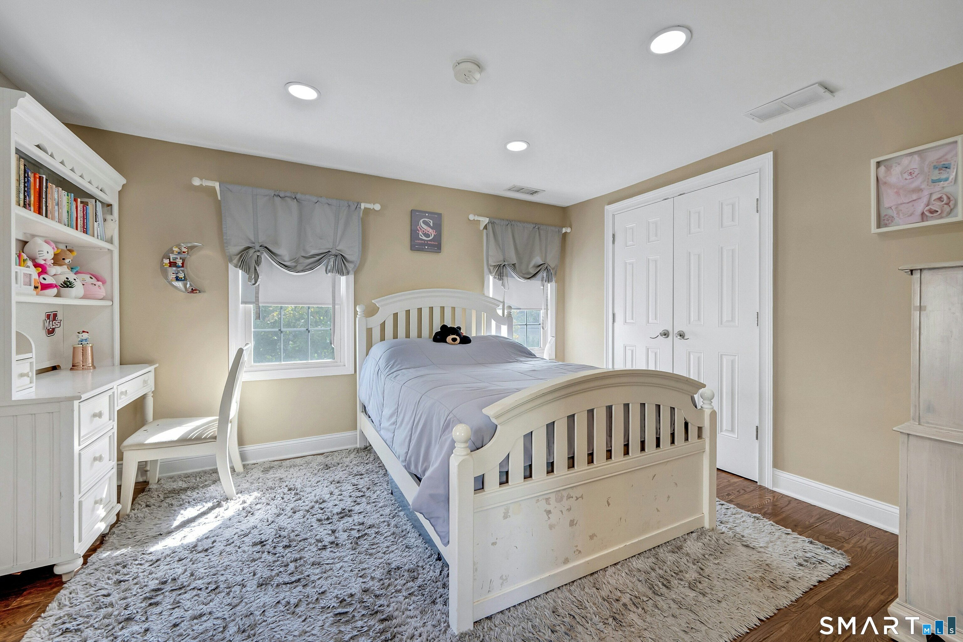 17 Thornhill Road Greenwich CT 06878