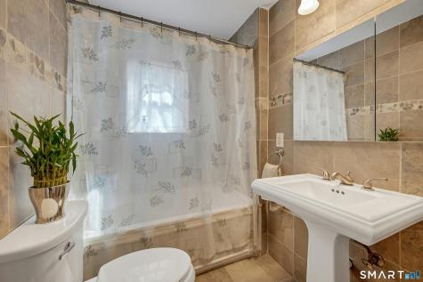 17 Thornhill Road Greenwich CT 06878