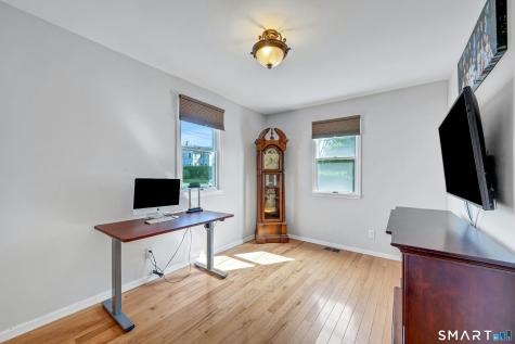 17 Thornhill Road Greenwich CT 06878