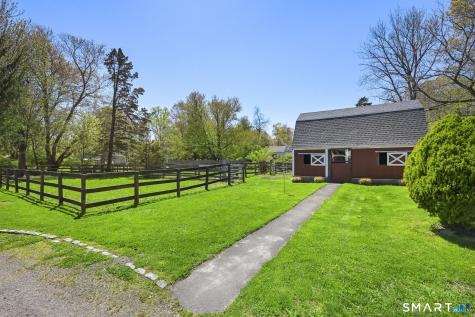 80-90 Comstock Hill Road Norwalk CT 06850