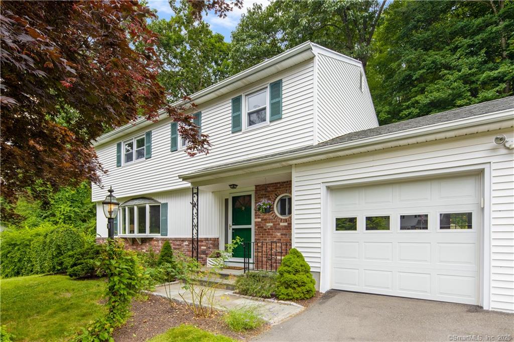 8 Seneca Road Danbury CT 06811