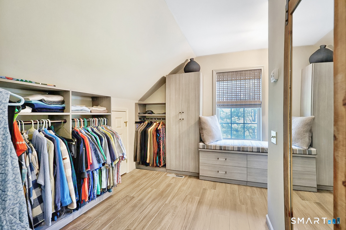 851 South Street Middlebury CT 06762