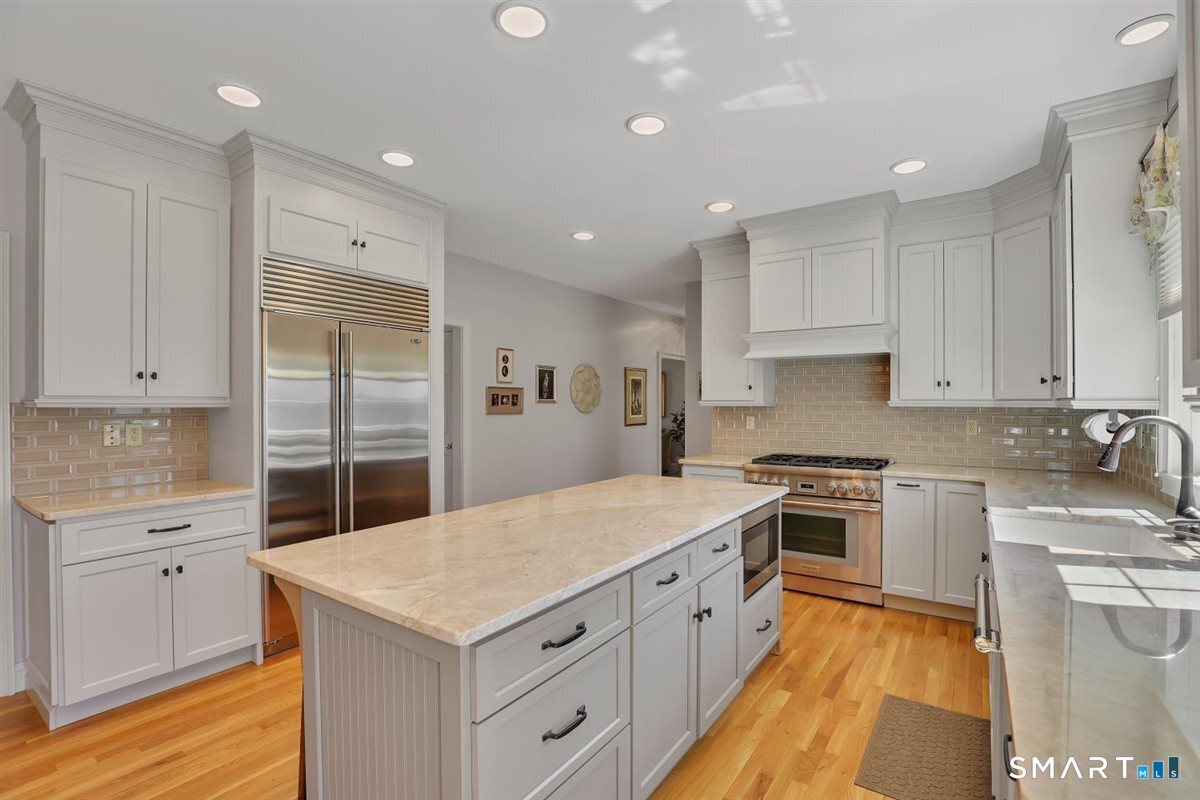 851 South Street Middlebury CT 06762