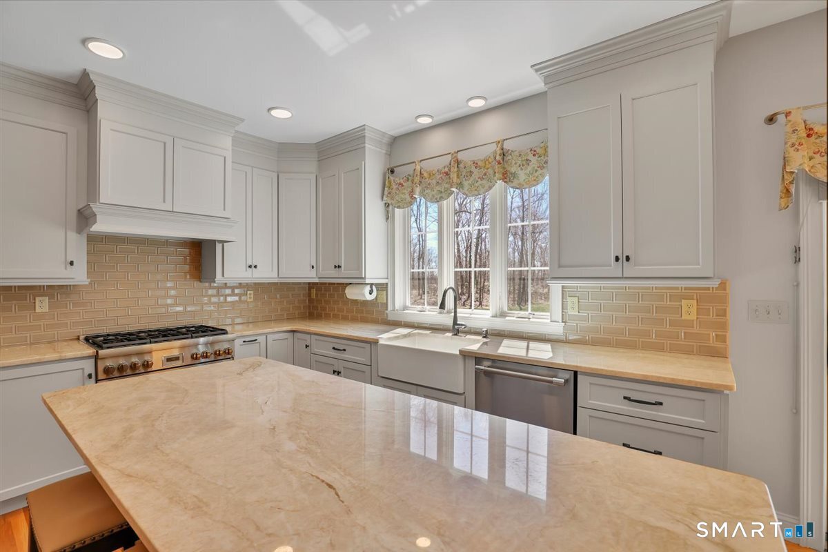 851 South Street Middlebury CT 06762