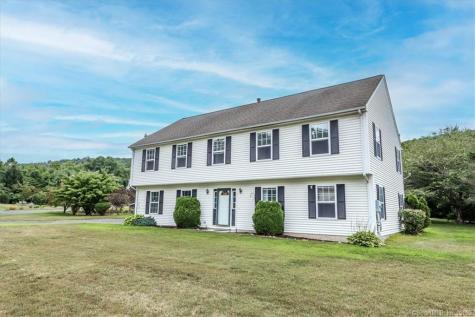 16 Weantinock Drive New Milford CT 06776