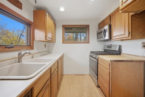 27 Carol Street Danbury CT 06810