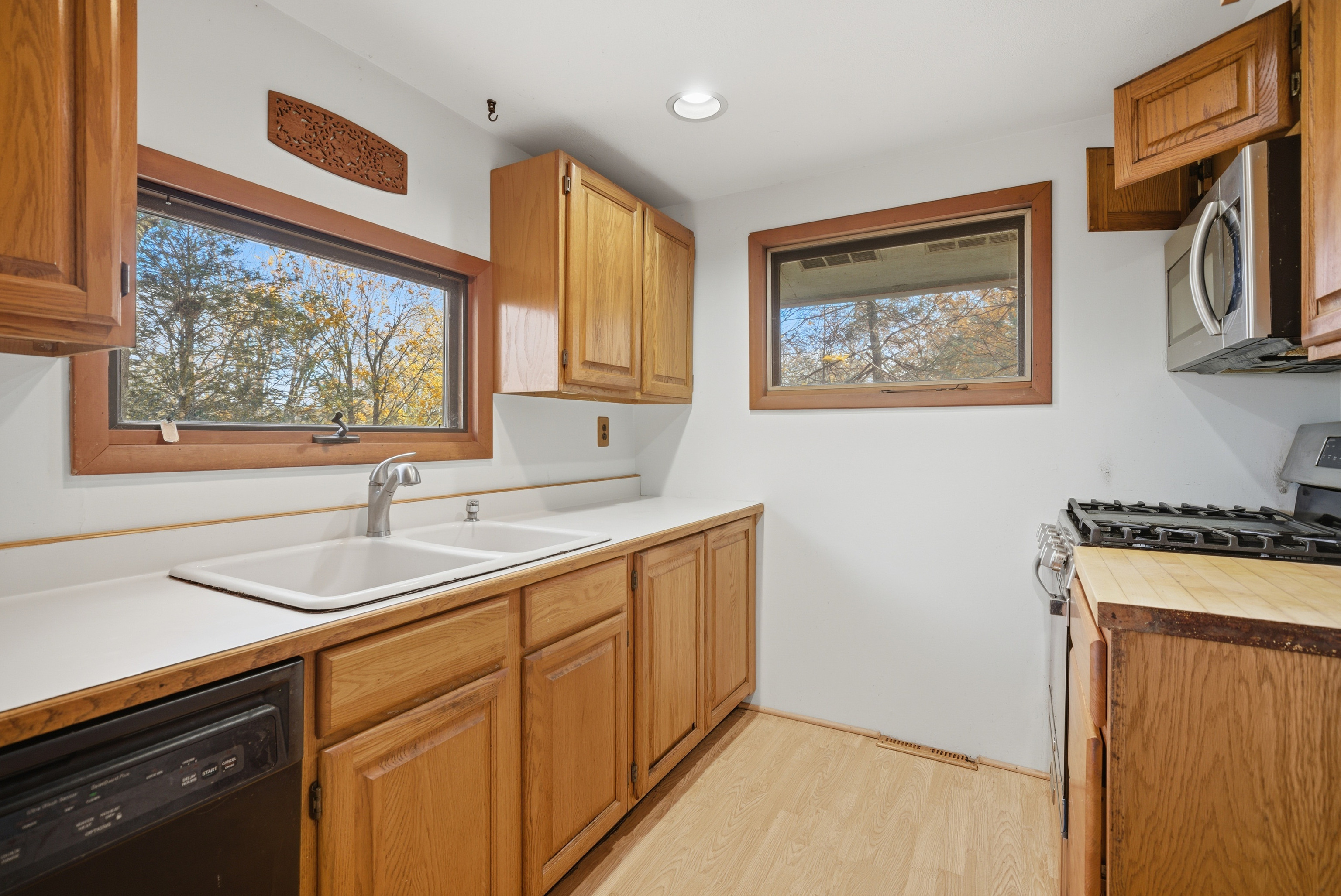 27 Carol Street Danbury CT 06810