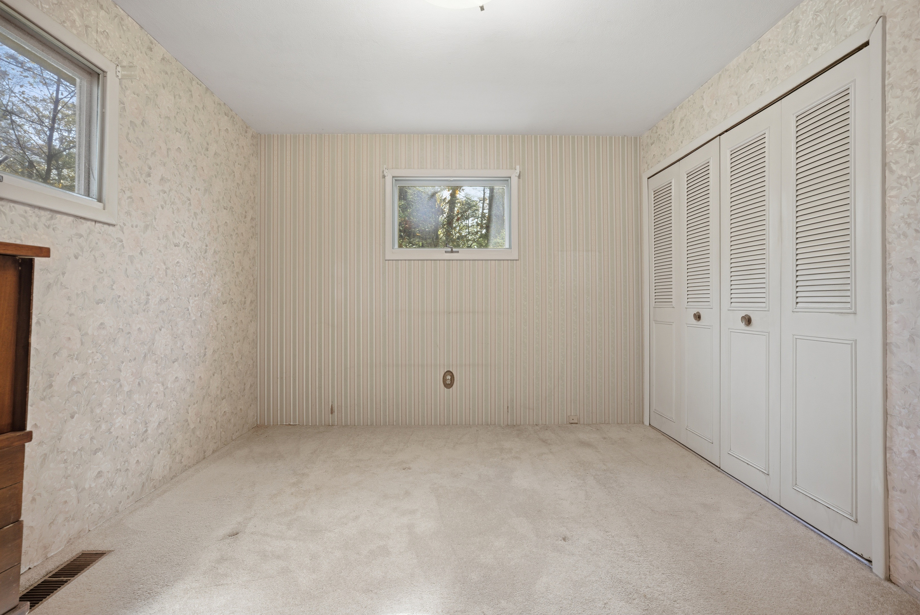 27 Carol Street Danbury CT 06810