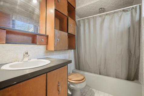 27 Carol Street Danbury CT 06810