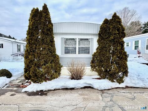 1070 Amity Road Bethany CT 06524