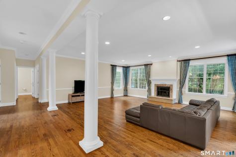 105 Beecher Road Woodbridge CT 06525